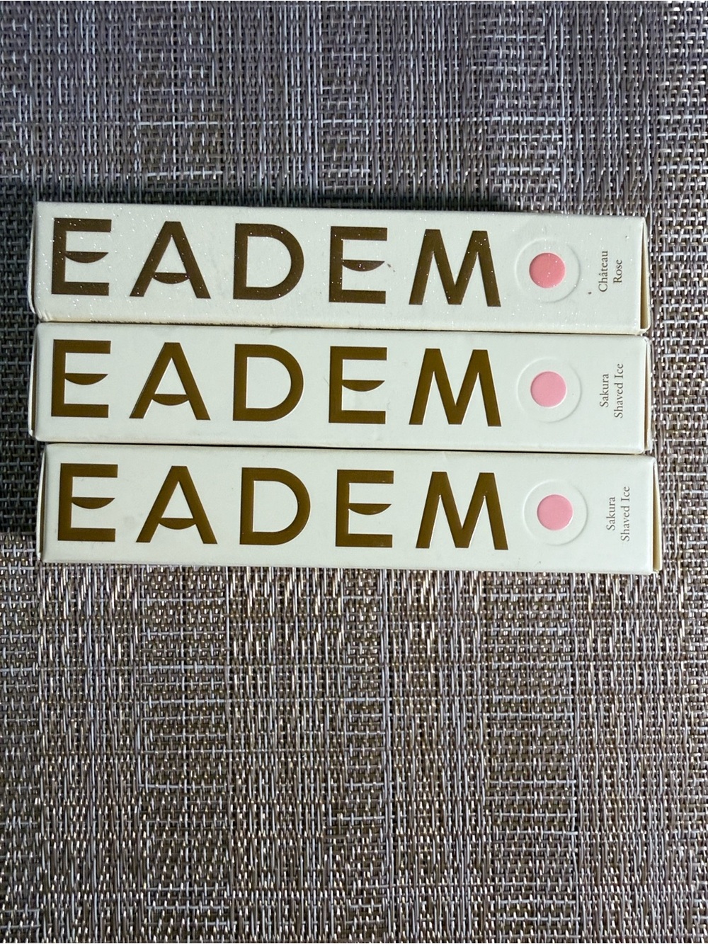 Eadem lip, softening balm